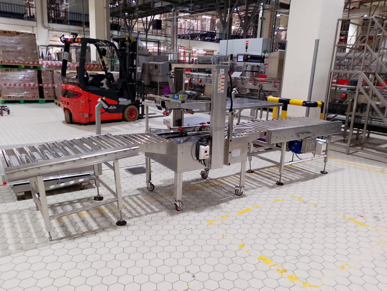 Roller transfer / material handling installation.